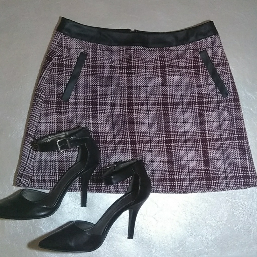 Wool blend with faux-leather trim